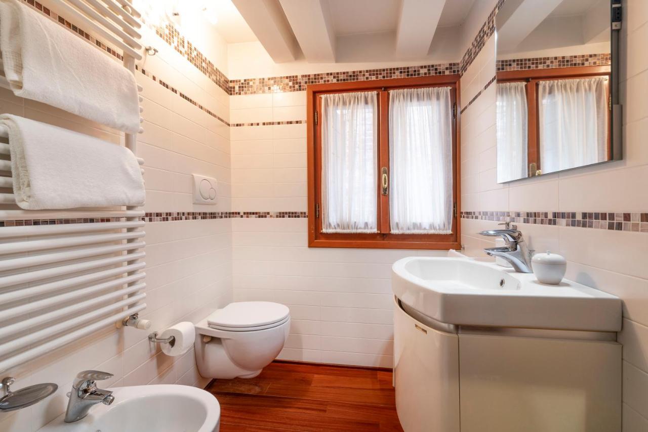 Glass House - Loft 2 Minutes To Rialto Bridge & View Veneţia Exterior foto